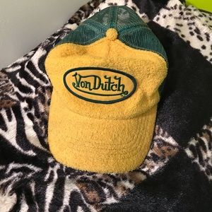Von Dutch trucker hat green/yellow